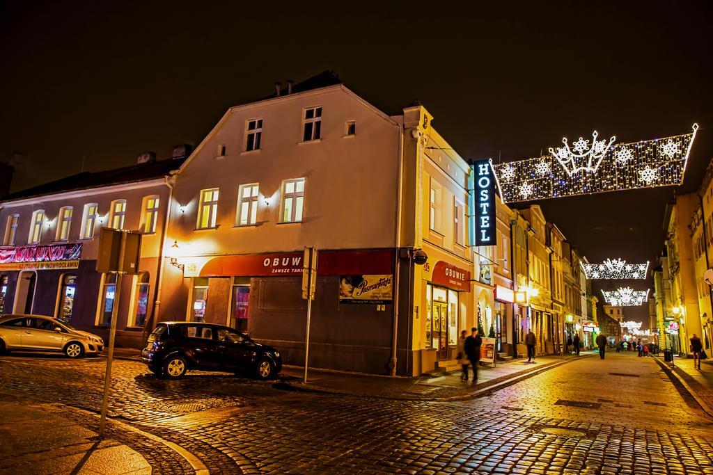 Lew Hostel Inowrocław Εξωτερικό φωτογραφία