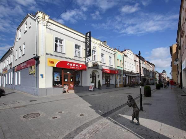 Lew Hostel Inowrocław Εξωτερικό φωτογραφία